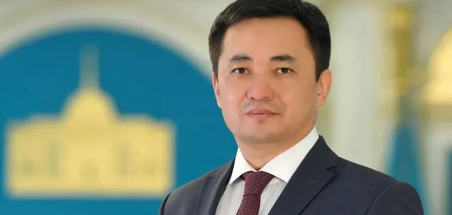 Айбек Дадебай возглавил новую партию "Әділет"