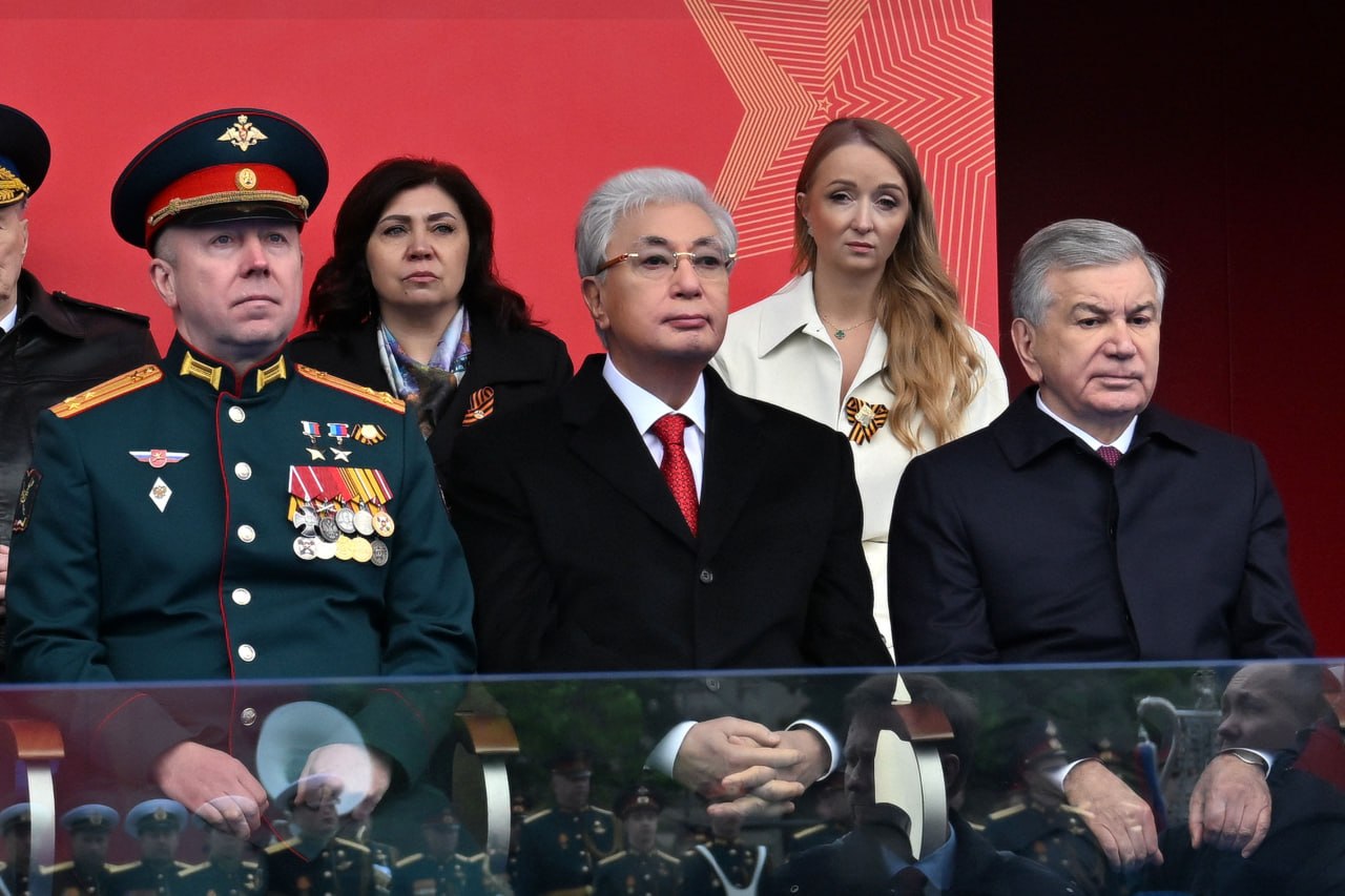 Токаев посетил военный парад в Москве