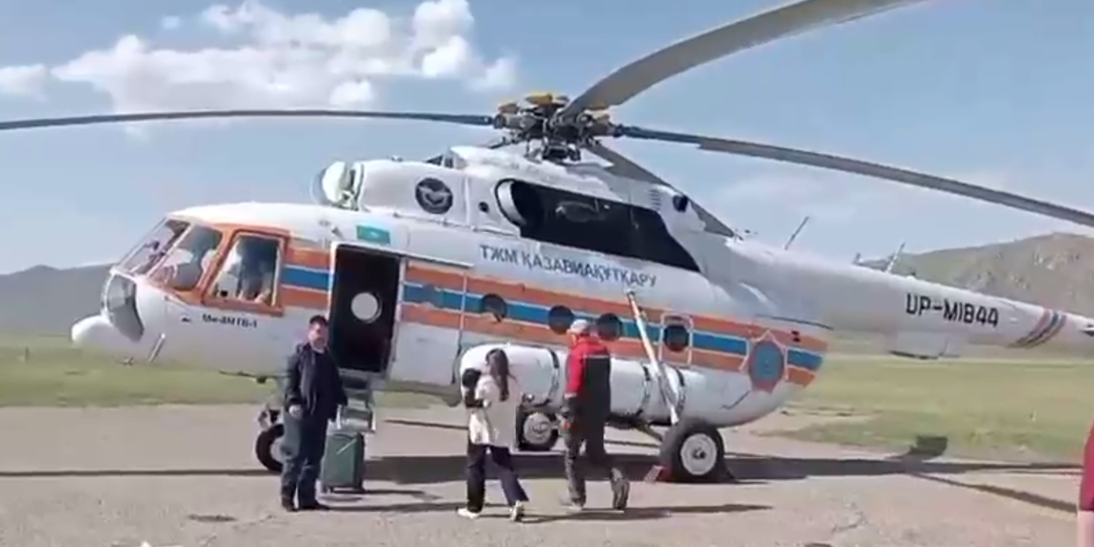 Четырёхлетнего ребёнка доставили на самолёте в Усть-Каменогорск
