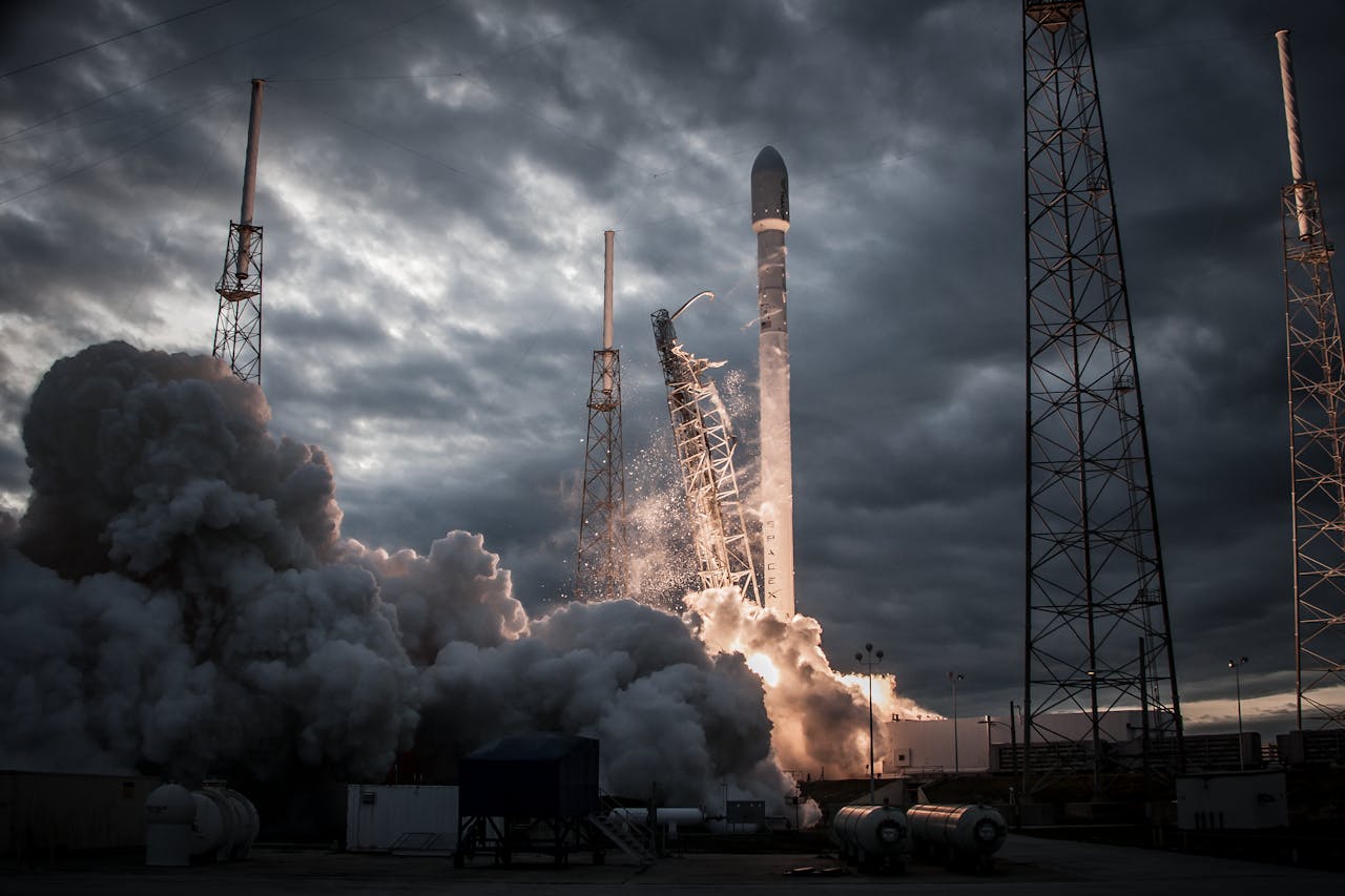 NASA выступило против мега-созвездия Безоса из 51 600 спутников