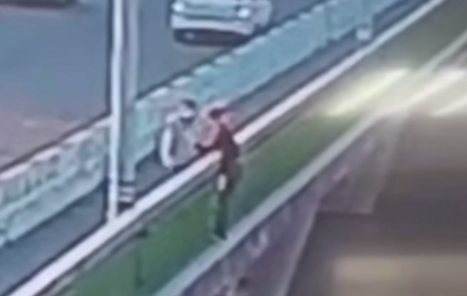 Спасатель предотвратил трагедию в Усть-Каменогорске