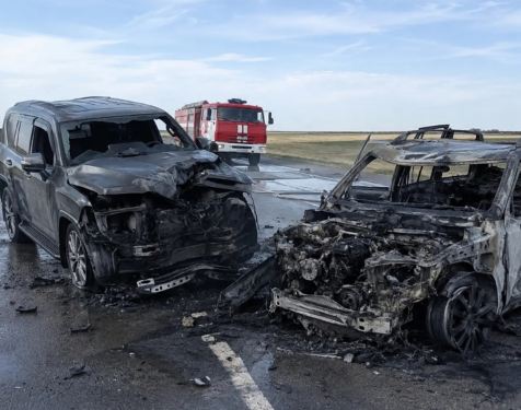Пять человек погибли в ДТП с тремя автомобилями в Акмолинской области