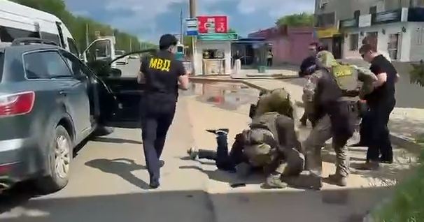 Полицейские задержали подозреваемого в шантаже жительницы Актобе