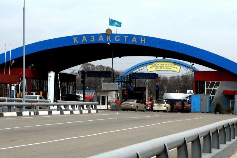 Контроль на границе ужесточает Казахстан