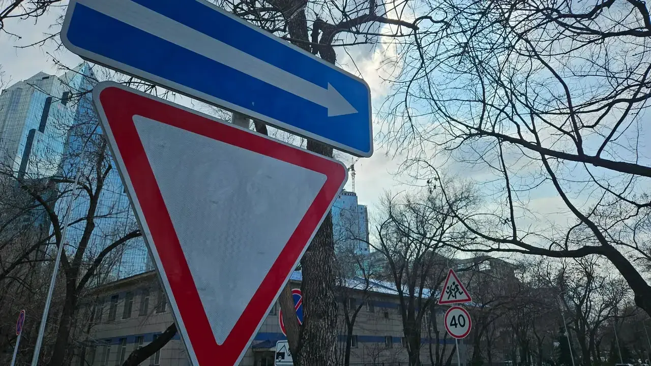 В Алматы участки трех улиц Алмалинского района станут односторонними