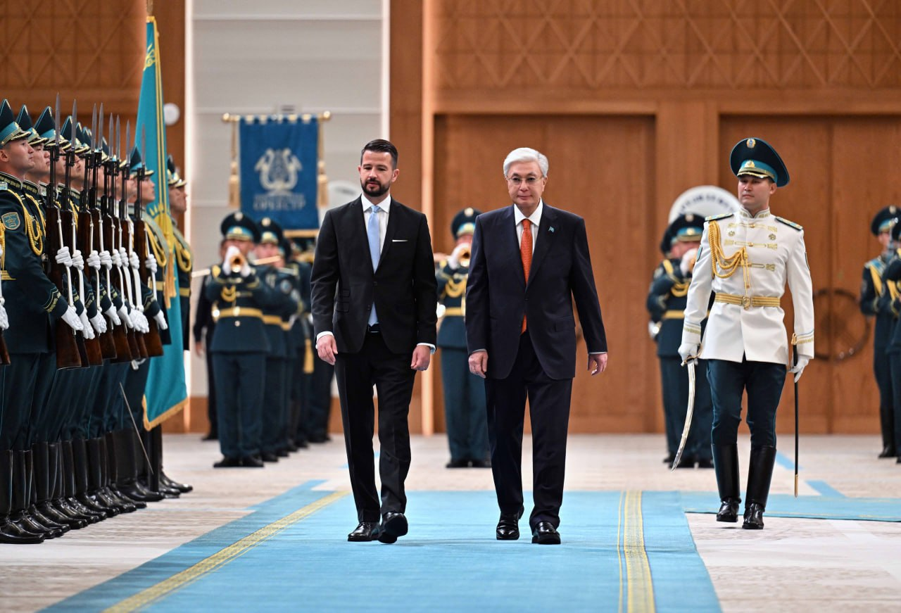Токаев встретил президента Черногории