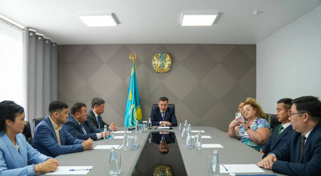Аким ВКО поздравил экологов с профессиональным праздником