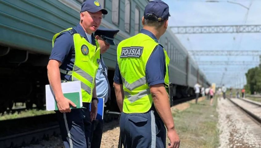 Дебош в поезде «Мангистау – Алматы» закончился арестом пассажира