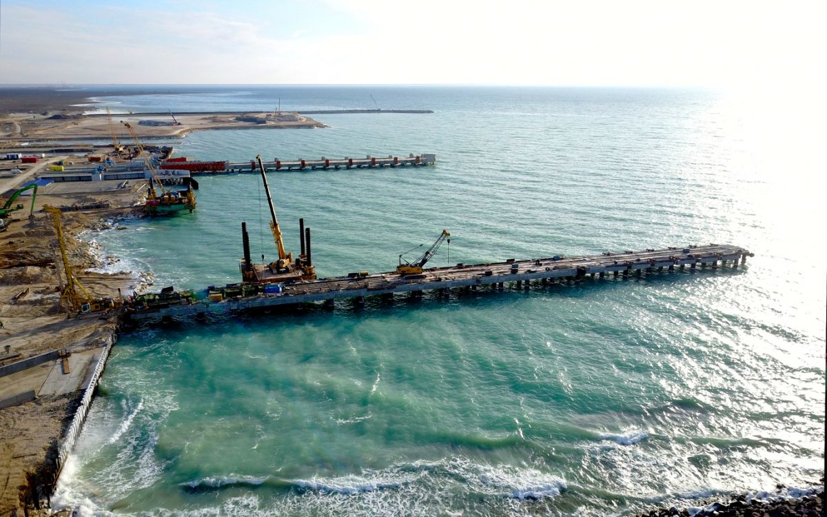 Актау и Курык усиливают роль Казахстана в Транскаспийском маршруте