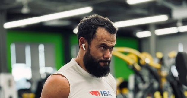 Кто вы господин Жакупов? Что скрывает образ успешного блогера