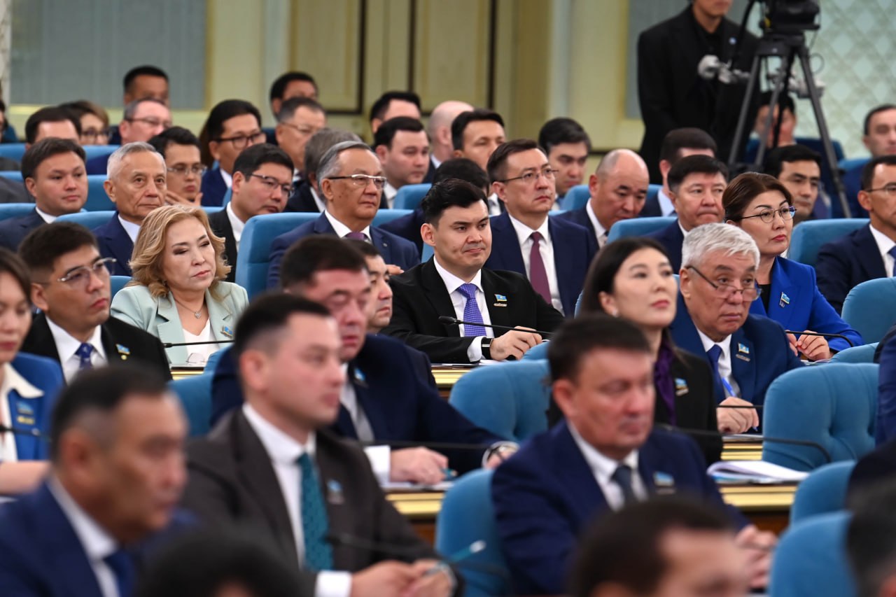 По сравнению с прежним Парламентом в составе Курултая значительно возросла доля женщин и молодежи - Токаев
