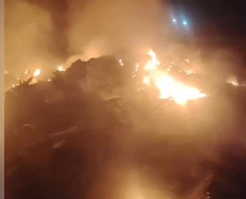 Пожар на стихийной свалке локализовали в Алматинской области