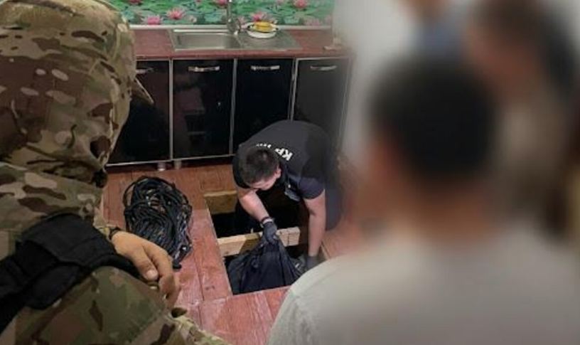 Тайник с осетровыми обнаружили полицейские в Жанаозене