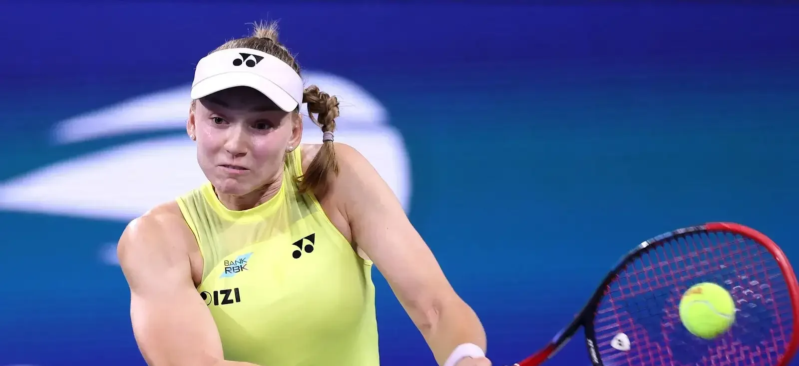 Рыбакина взяла реванш у Стародубцевой и вышла в четвёртый круг US Open