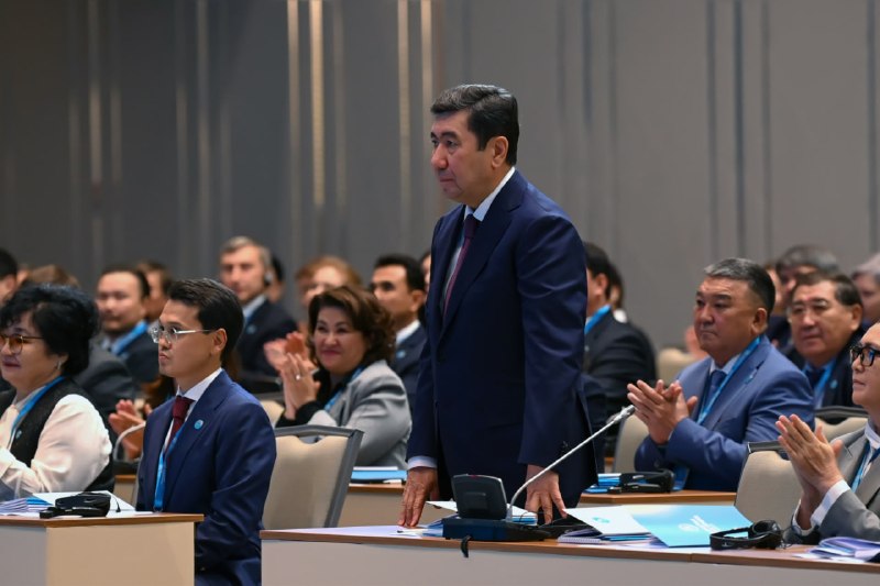 Ерлан Кошанов избран председателем Қазақстан Халық Кеңесі