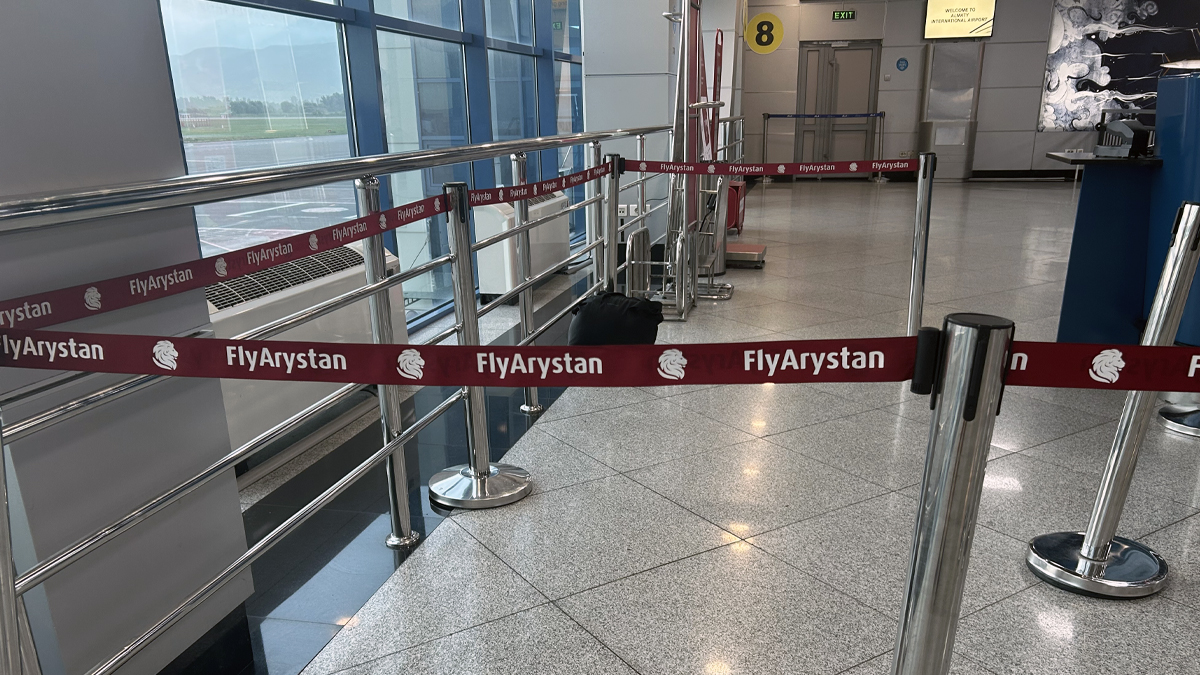 Рейс FlyArystan из Алматы в Астану задержали после того, как один из пассажиров отказался от перелета