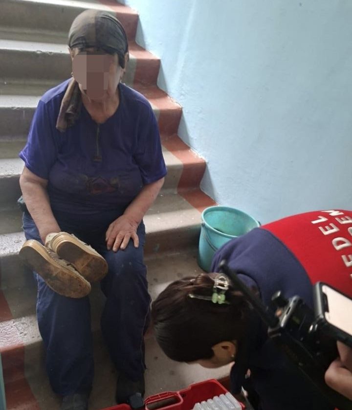 В Астане при пожаре в квартире спасена пожилая женщина