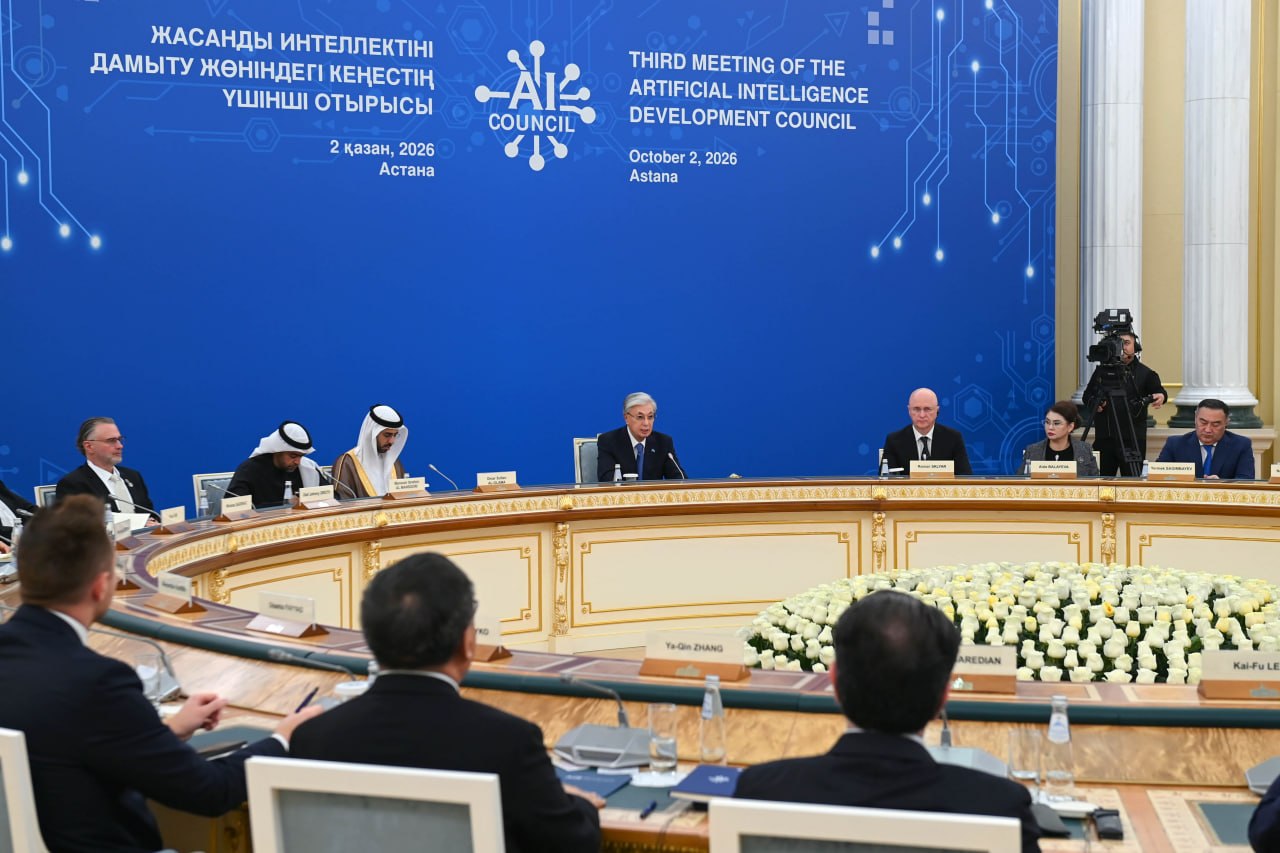 Токаев поручил ускорить внедрение успешных ИИ-проектов в промышленности