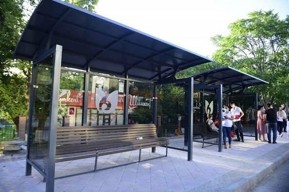 "Каждый год меняют! Чистый отмыв" - как жители Шымкента отреагировали на информацию о ремонте остановок