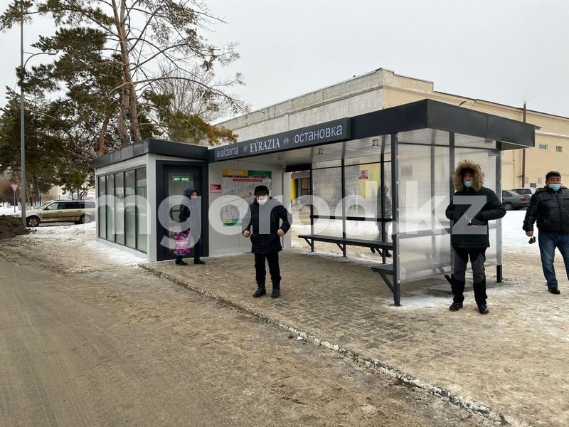 В Уральске установили теплую остановку за 7 миллионов тенге