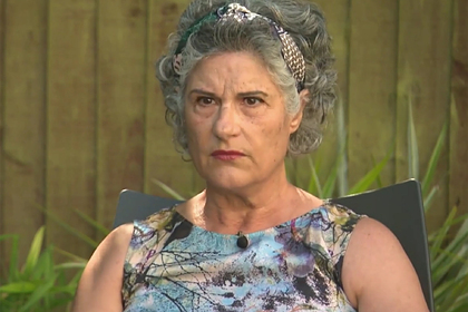 Пенсионерка потеряла все деньги из-за рекламы в социальной сети