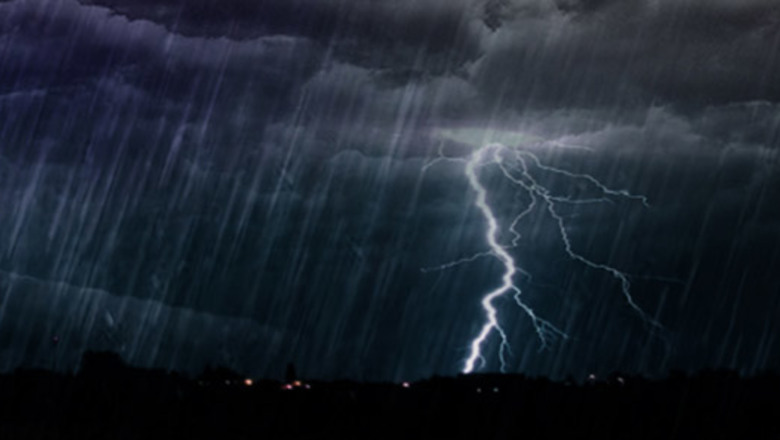 Штормовое предупреждение объявлено в Алматы