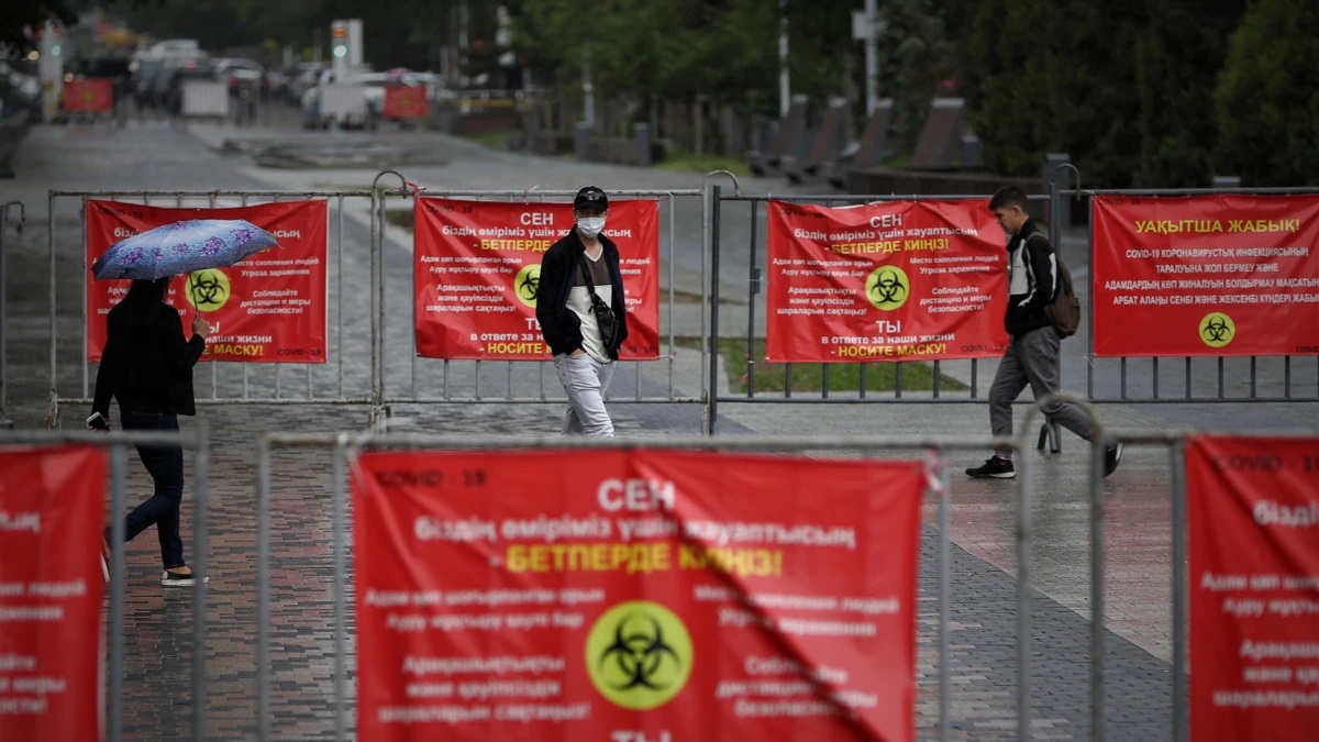 Эпидситуация в Казахстане: в желтой и зеленой зонах не осталось никого