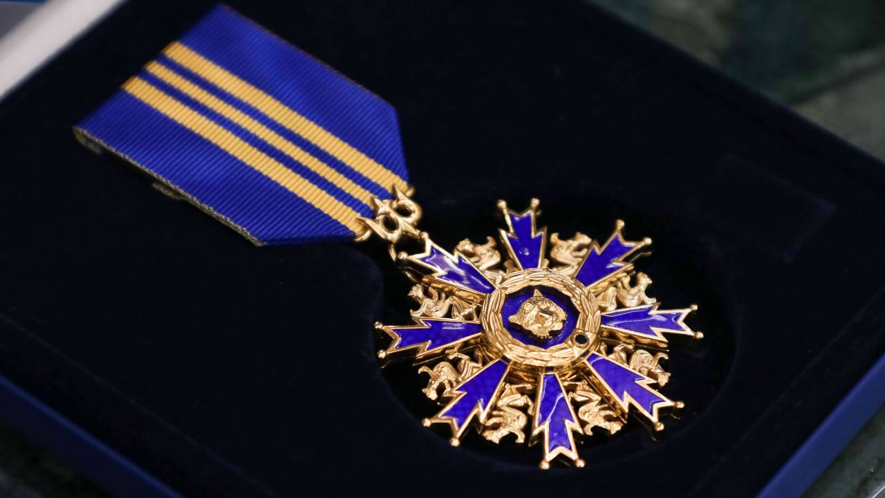 Токаев наградил орденом академика Майдана Сулейменова