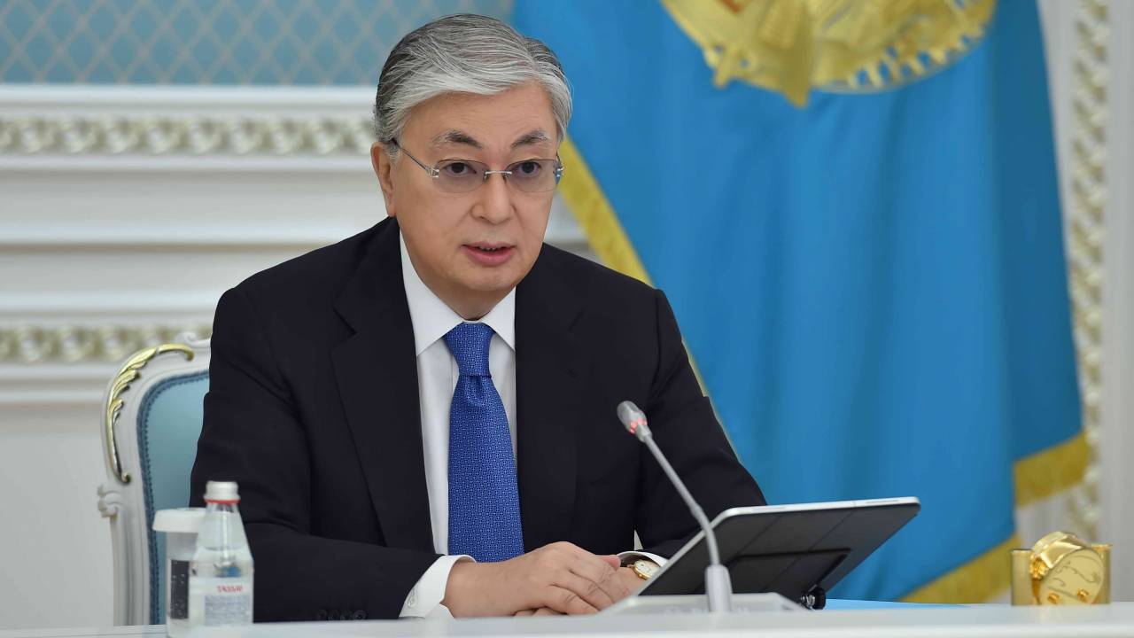 Президент РК подписал закон по вопросам соцзащиты