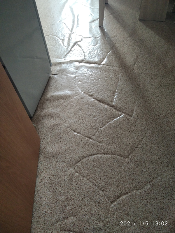 Полы провалились практически в каждой квартире