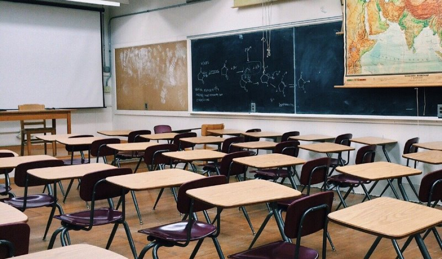 Неизвестный сообщил о бомбе в школе и требовал выкуп в ВКО