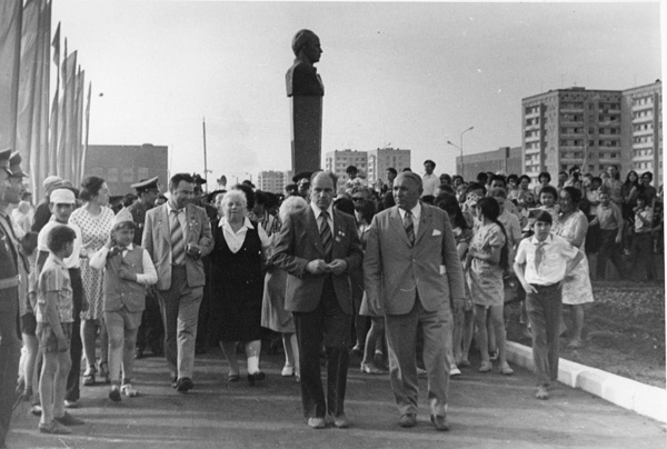 Открытие бюста космонавту Виктору Пацаеву. 1976 год