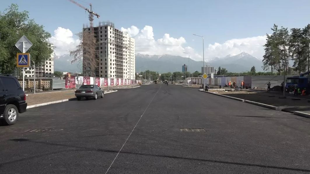 Улицу Ауэзова в Алматы "пробили" до проспекта Райымбека