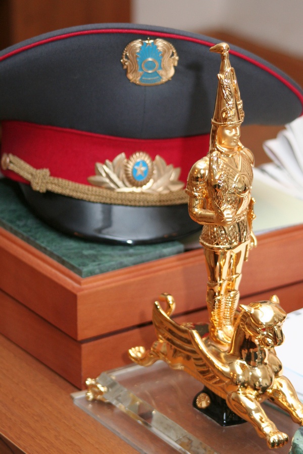 Полицейские в Казахстане ведут себя так, будто с преступностью в стране уже покончено