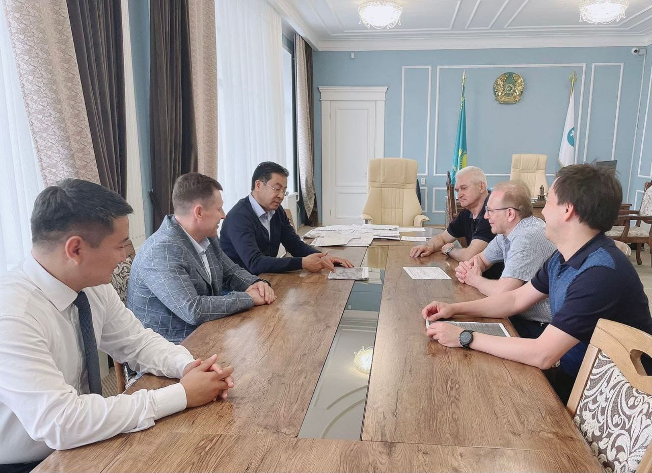 Совещание по развитию региона под председательством акима области Абай Нурлана Уранхаева прошло в Семее