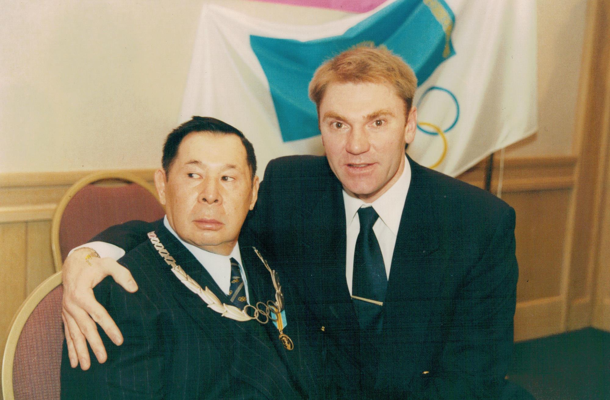 Аманча Акпаев и Владимир Смирнов - Казахстанский Олимпийский чемпион по лыжному спорту