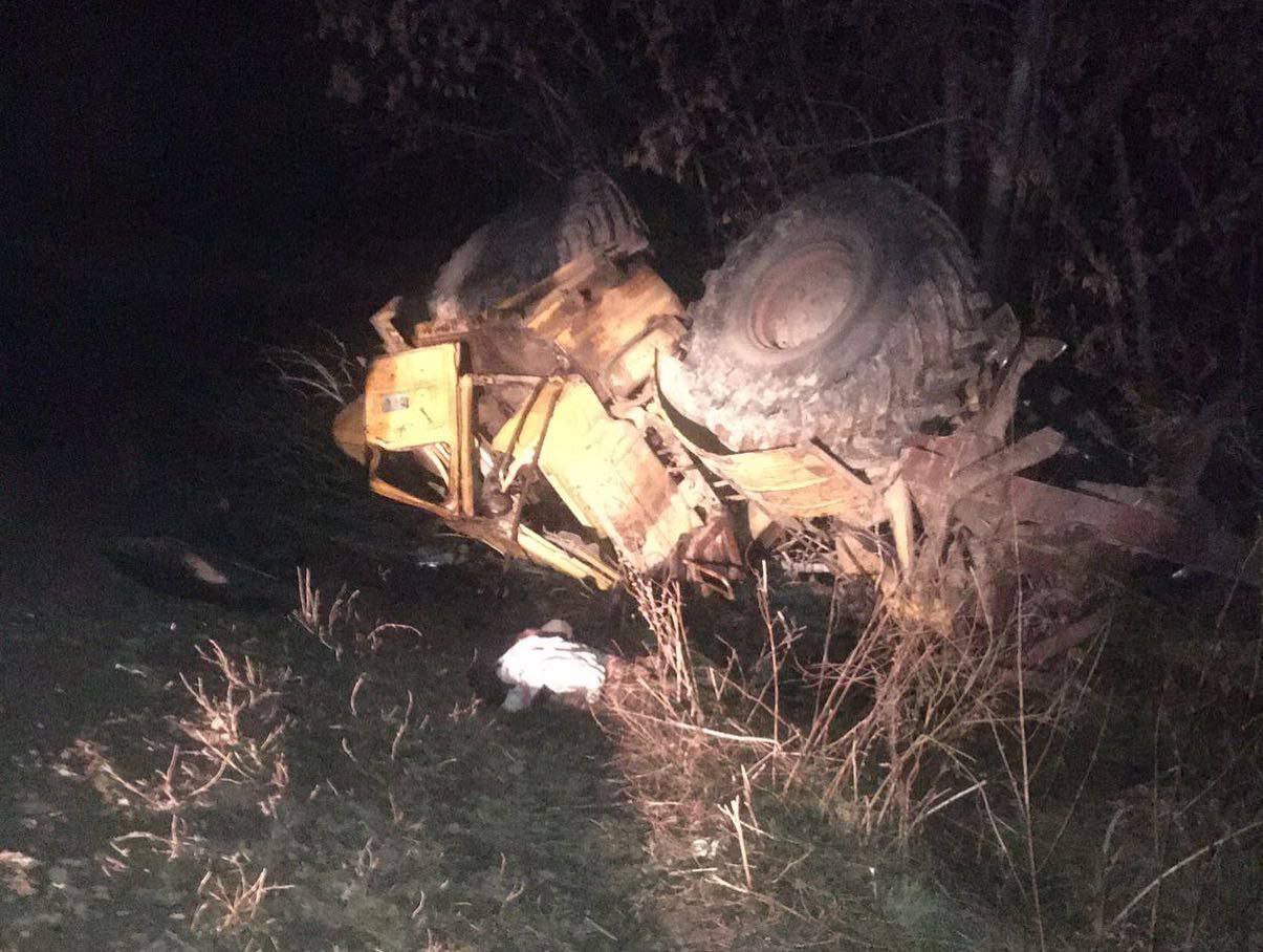 Трактор опрокинулся в Жетысуской области, водитель погиб