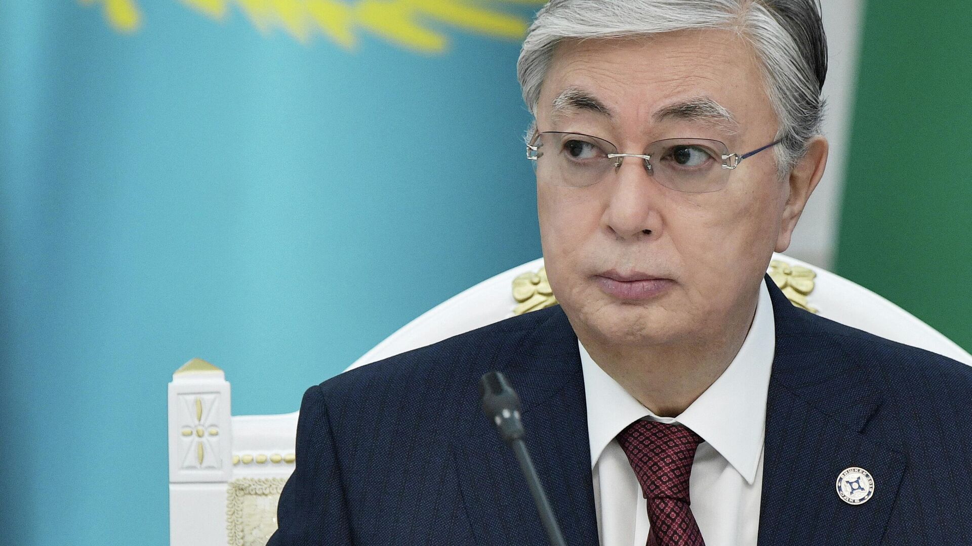 Глава государства подписал закон об амнистии участников январских событий