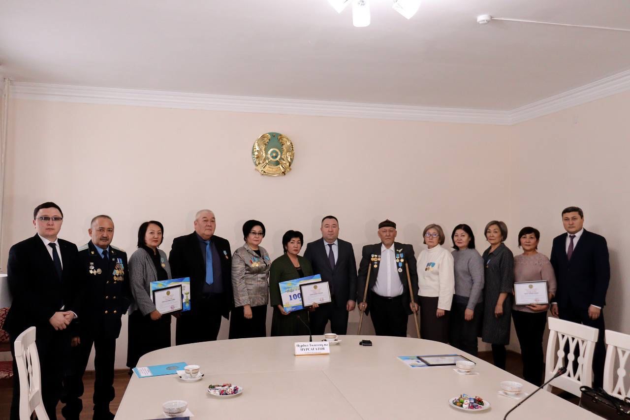 В акимате города Семей состоялась встреча акима города Нурбола Нурсагатова с участниками декабрьских событий