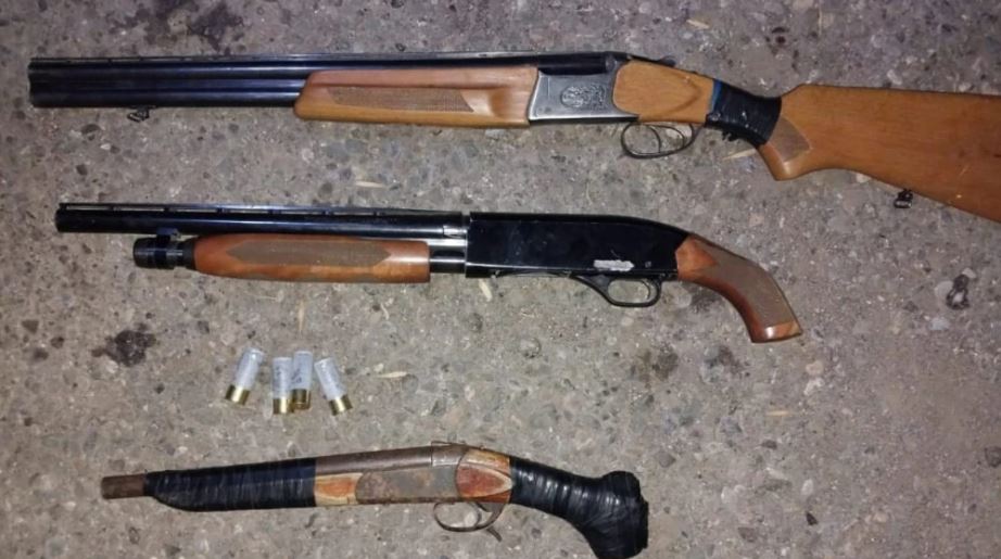 В Кентау у мужчины изъяли два обреза и винчестер
