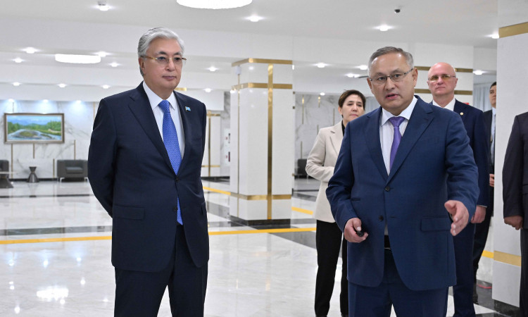 Президент заслушал доклад акима Жетысуской области о социально-экономическом развитии региона