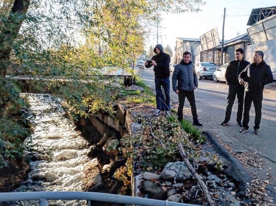 берег реки Каргалы