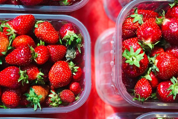 Диетолог рассказала об опасности несезонных фруктов