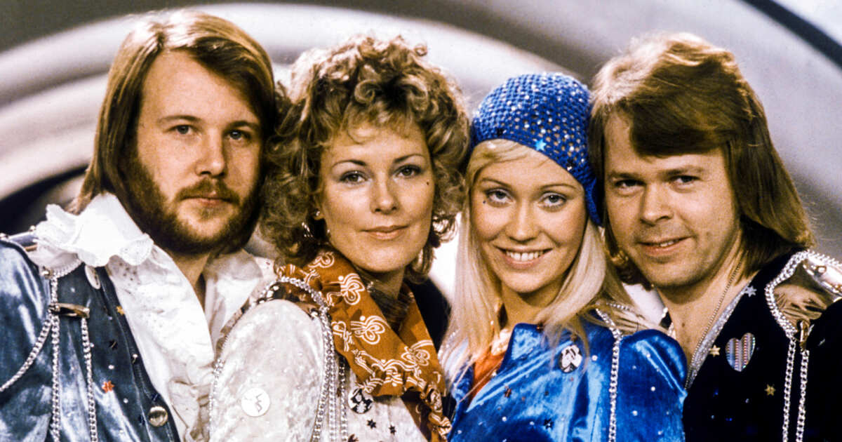  Участники группы ABBA стали рыцарями 