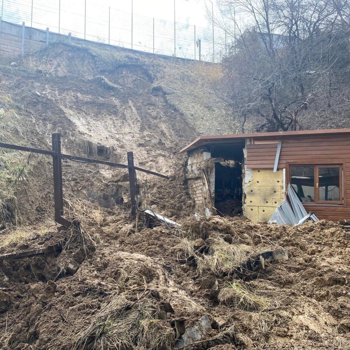 Оползень сошел около кафе в Алматы